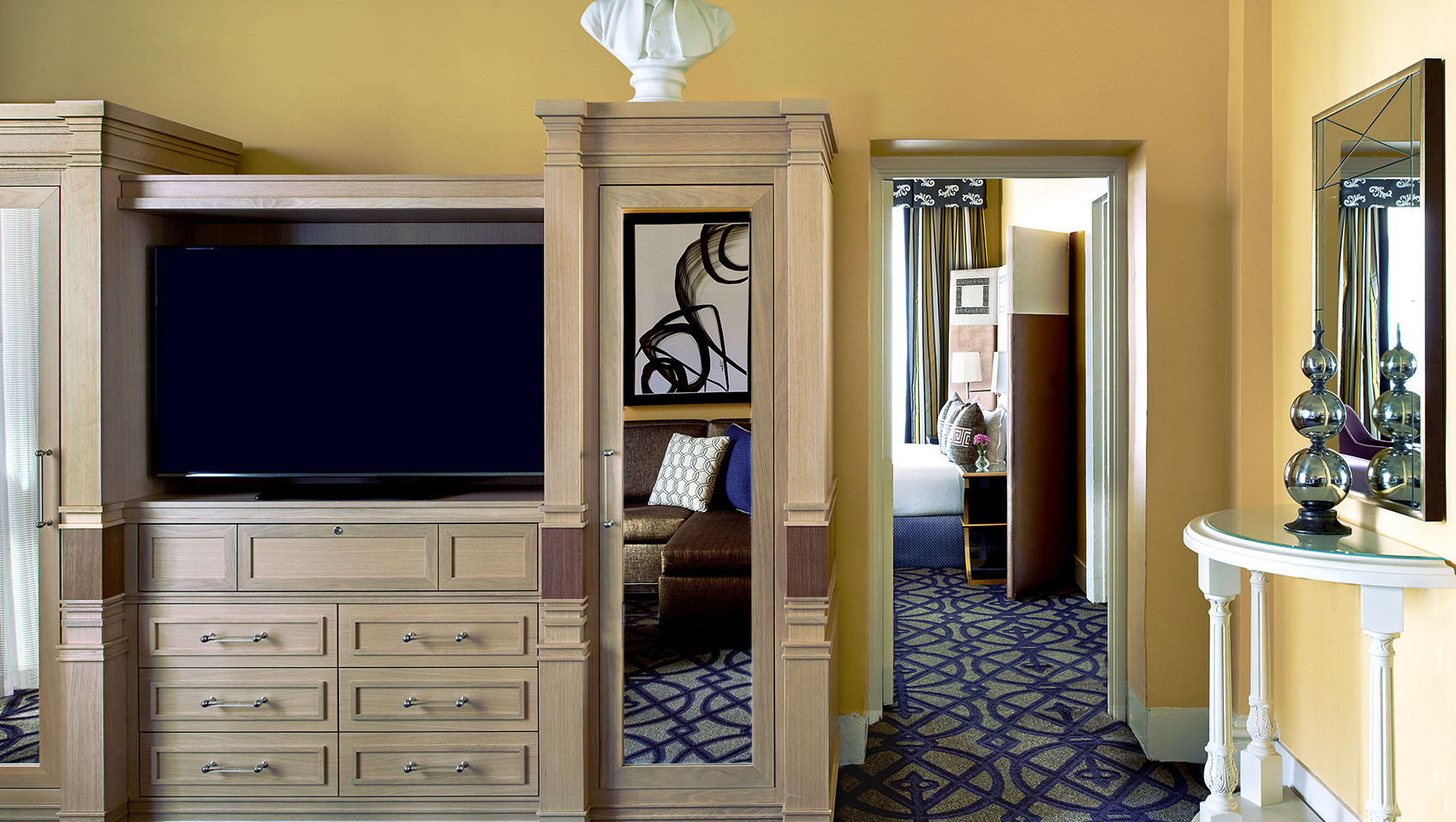 Rovert Mills Suite Living Room